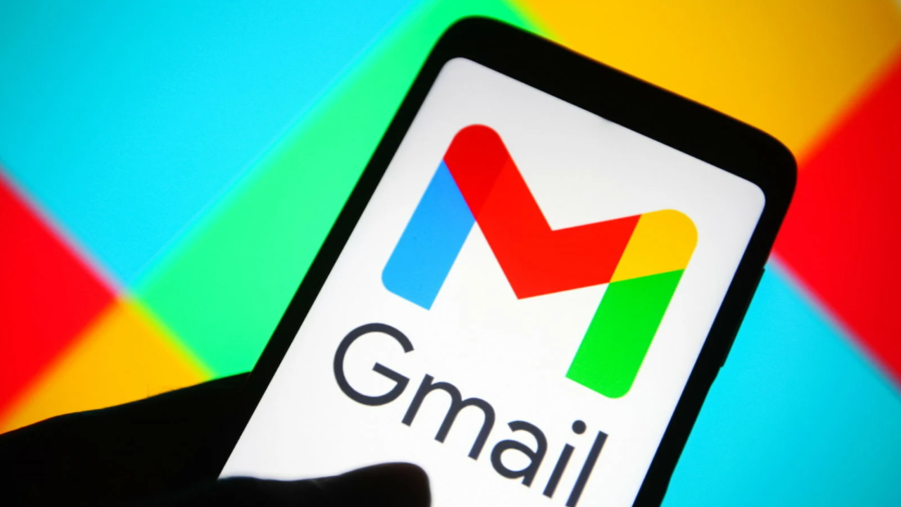 Gmail yeni emoji dayanağını kullanıma sunuyor