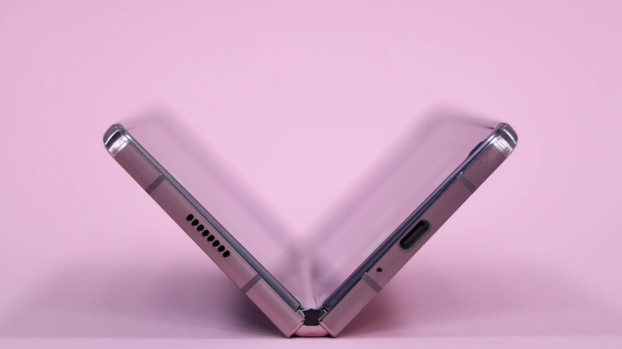 Galaxy Z Fold 6'da S Pen dayanağı olacak!